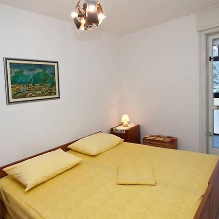 Sara Apartment Punta Omis Near Sandy Beach Exterior photo