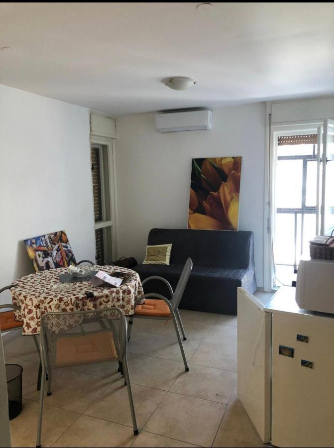 Sara Apartment Punta Omis Near Sandy Beach Exterior photo